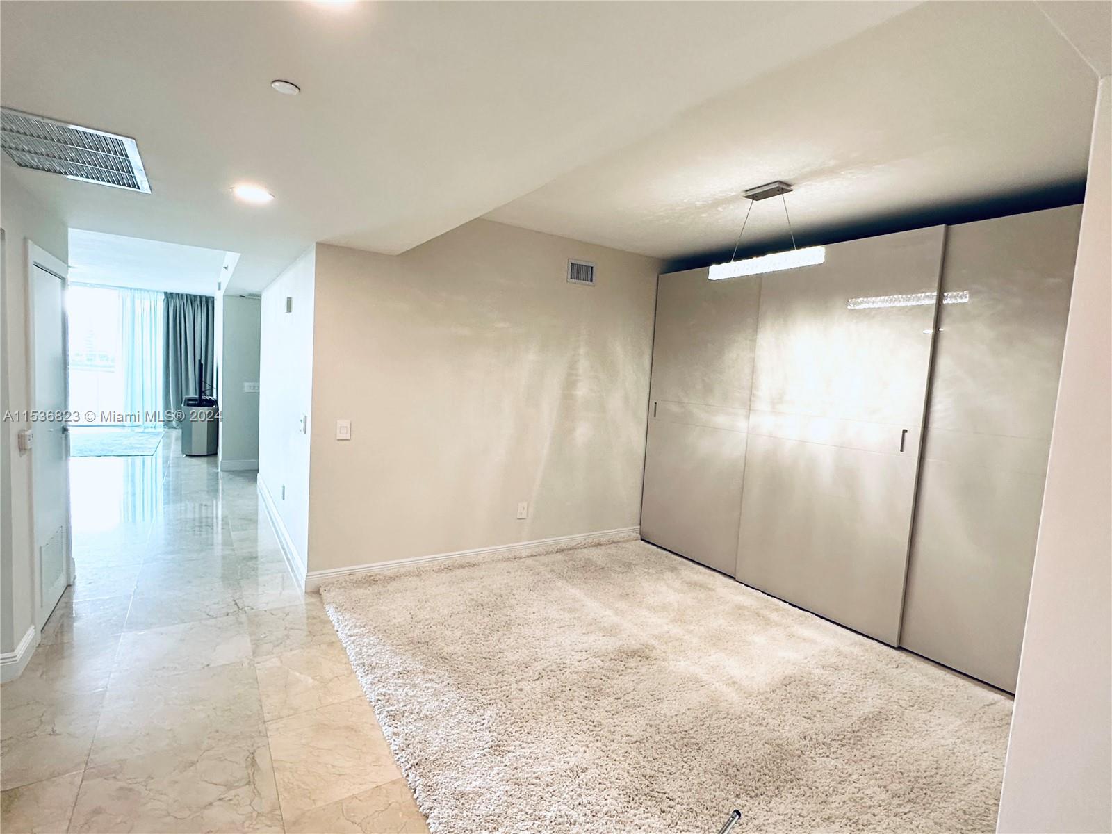 3330 NE 190th St 917, Aventura, Florida 33180, 2 Bedrooms Bedrooms, ,2 BathroomsBathrooms,Residentiallease,For Rent,3330 NE 190th St 917,A11536823