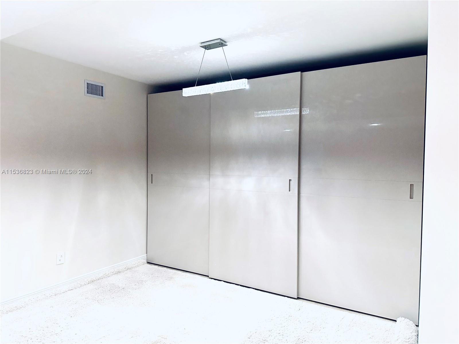 3330 NE 190th St 917, Aventura, Florida 33180, 2 Bedrooms Bedrooms, ,2 BathroomsBathrooms,Residentiallease,For Rent,3330 NE 190th St 917,A11536823