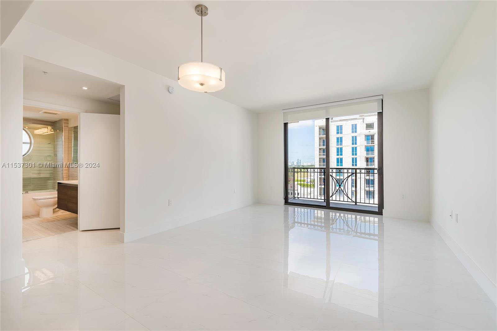 301 Altara Ave 734, Coral Gables, Florida 33146, 3 Bedrooms Bedrooms, ,2 BathroomsBathrooms,Residential,For Sale,301 Altara Ave 734,A11537301
