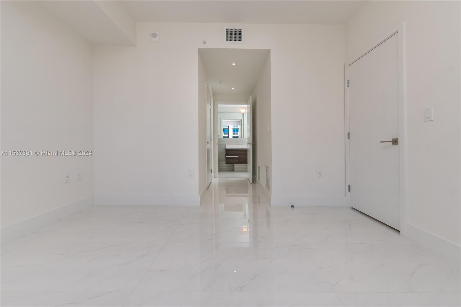 301 Altara Ave 734, Coral Gables, Florida 33146, 3 Bedrooms Bedrooms, ,2 BathroomsBathrooms,Residential,For Sale,301 Altara Ave 734,A11537301