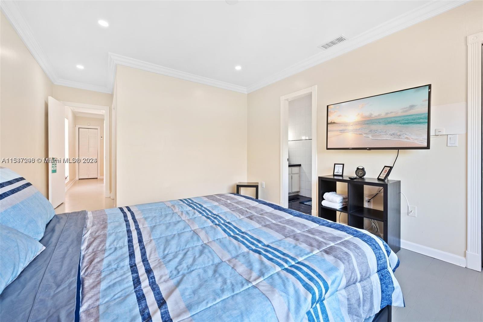 2805 SW 4th Ave, Miami, Florida 33129, 3 Bedrooms Bedrooms, ,3 BathroomsBathrooms,Residential,For Sale,2805 SW 4th Ave,A11537298