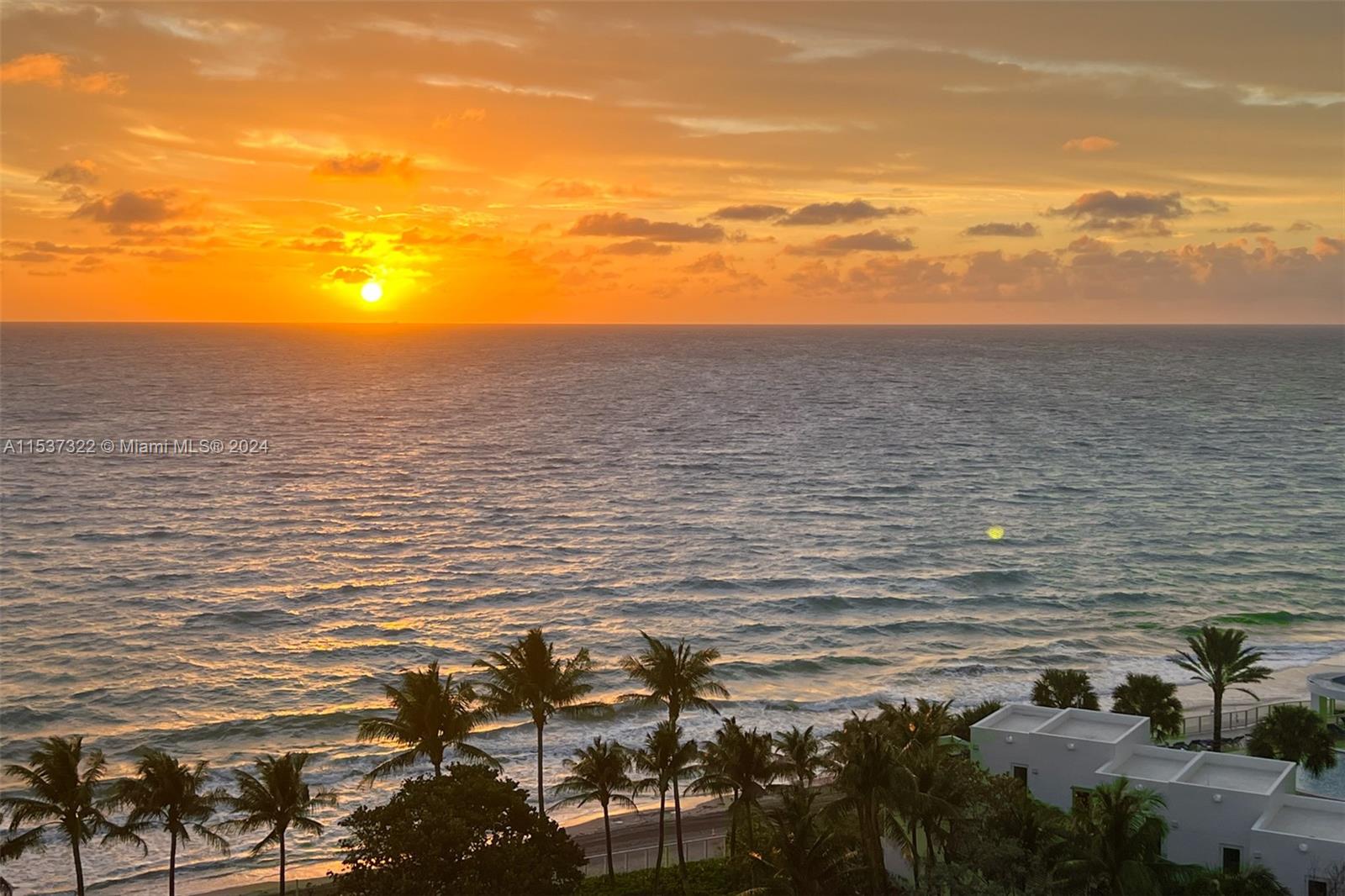 3001 S Ocean Dr 1117, Hollywood, Florida 33019, 1 Bedroom Bedrooms, ,1 BathroomBathrooms,Residential,For Sale,3001 S Ocean Dr 1117,A11537322