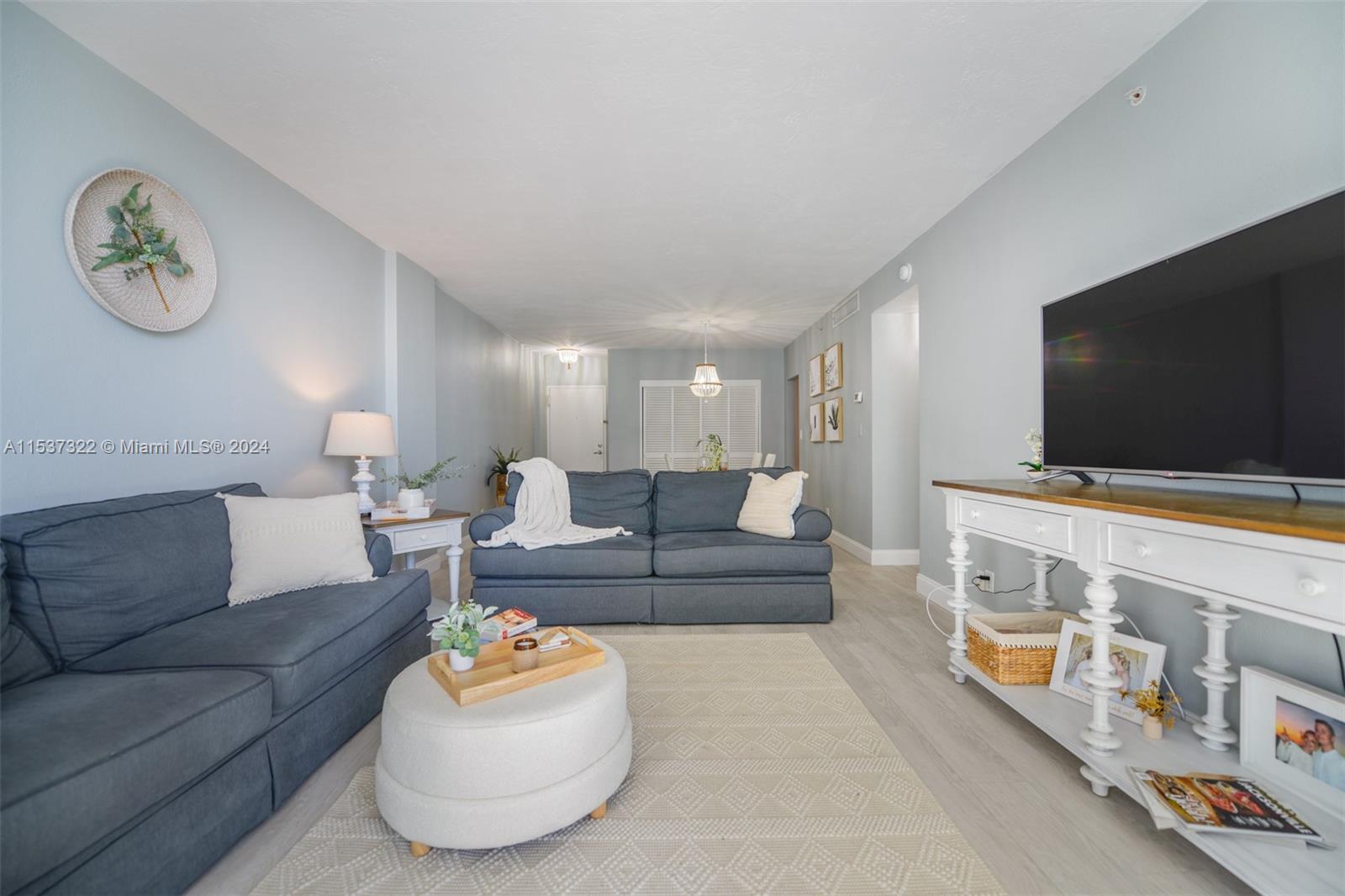 3001 S Ocean Dr 1117, Hollywood, Florida 33019, 1 Bedroom Bedrooms, ,1 BathroomBathrooms,Residential,For Sale,3001 S Ocean Dr 1117,A11537322