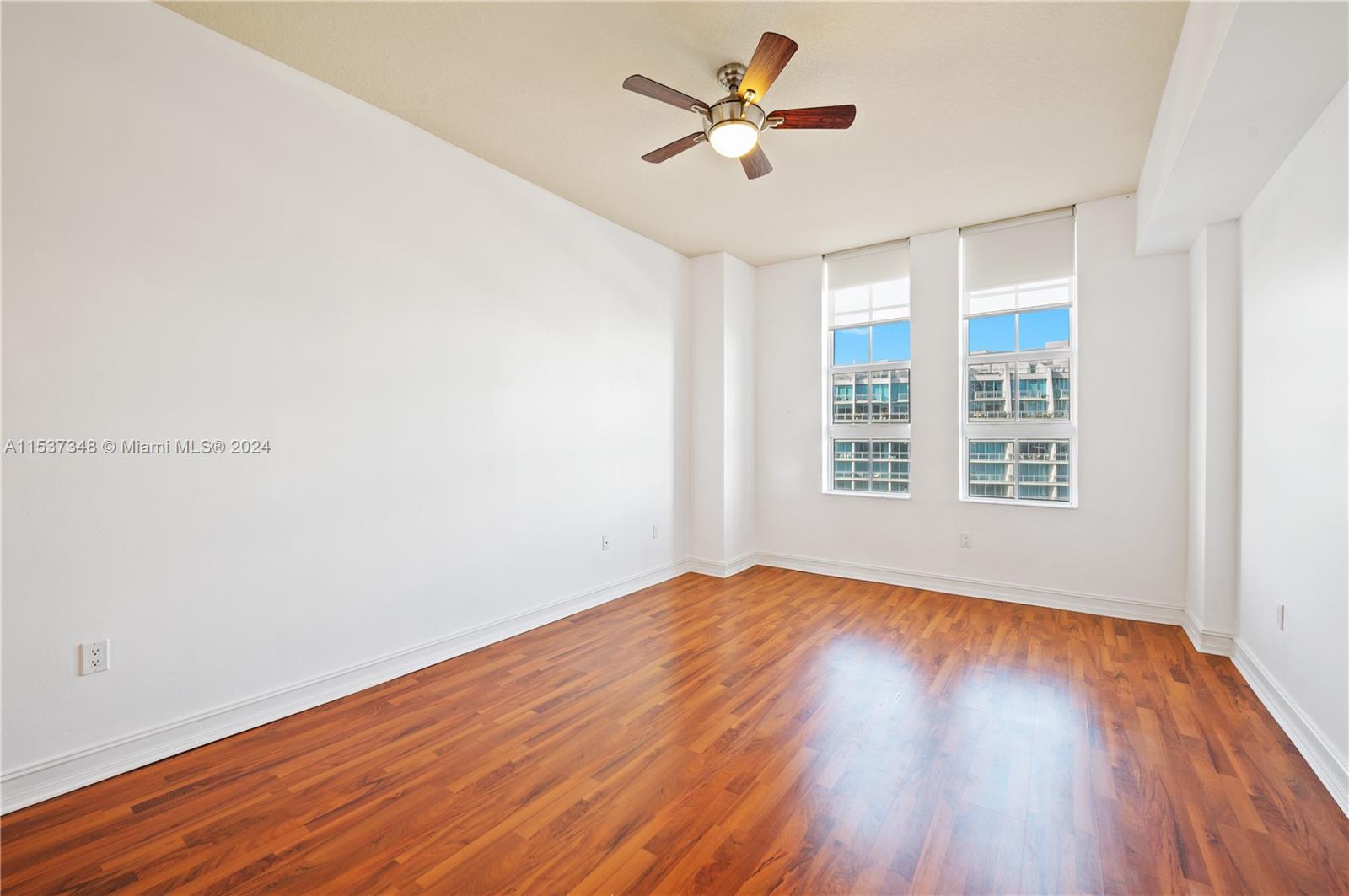 3001 NE 185th St 615, Aventura, Florida 33180, 2 Bedrooms Bedrooms, ,2 BathroomsBathrooms,Residentiallease,For Rent,3001 NE 185th St 615,A11537348