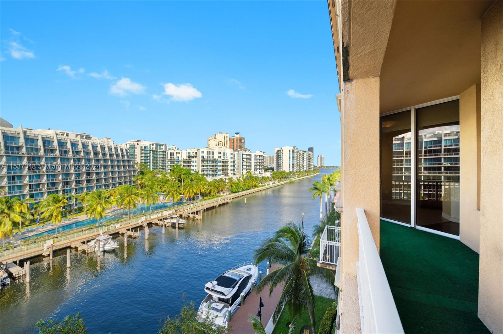 3001 NE 185th St 615, Aventura, Florida 33180, 2 Bedrooms Bedrooms, ,2 BathroomsBathrooms,Residentiallease,For Rent,3001 NE 185th St 615,A11537348