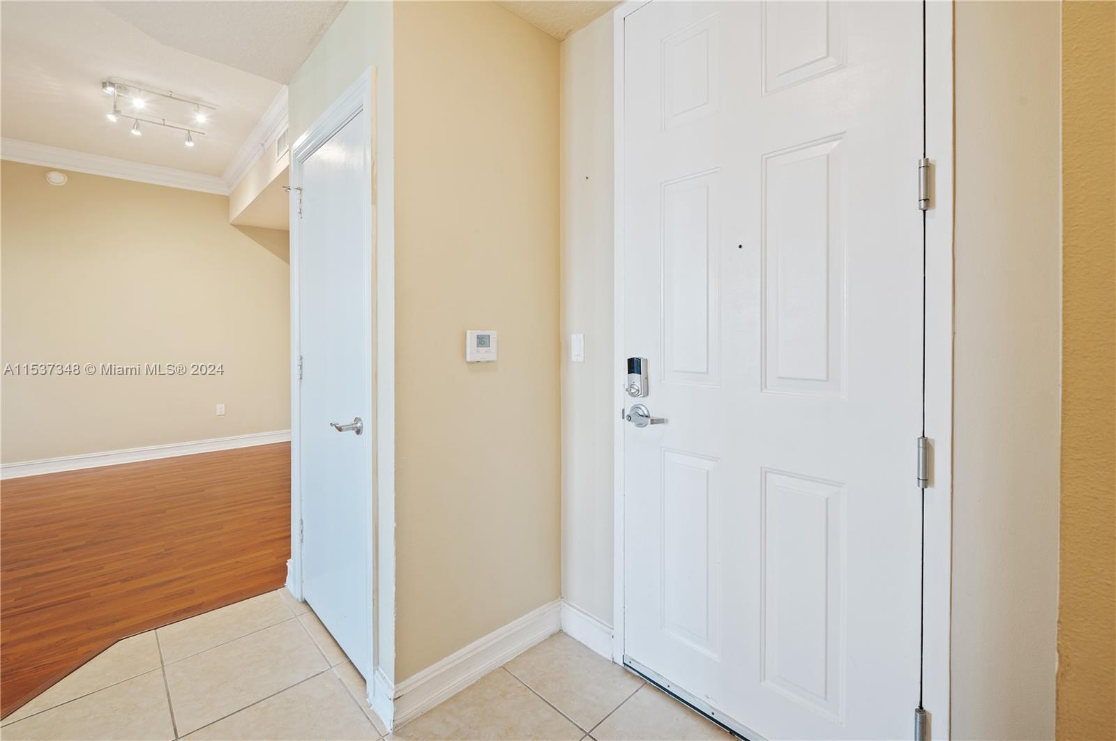 3001 NE 185th St 615, Aventura, Florida 33180, 2 Bedrooms Bedrooms, ,2 BathroomsBathrooms,Residentiallease,For Rent,3001 NE 185th St 615,A11537348