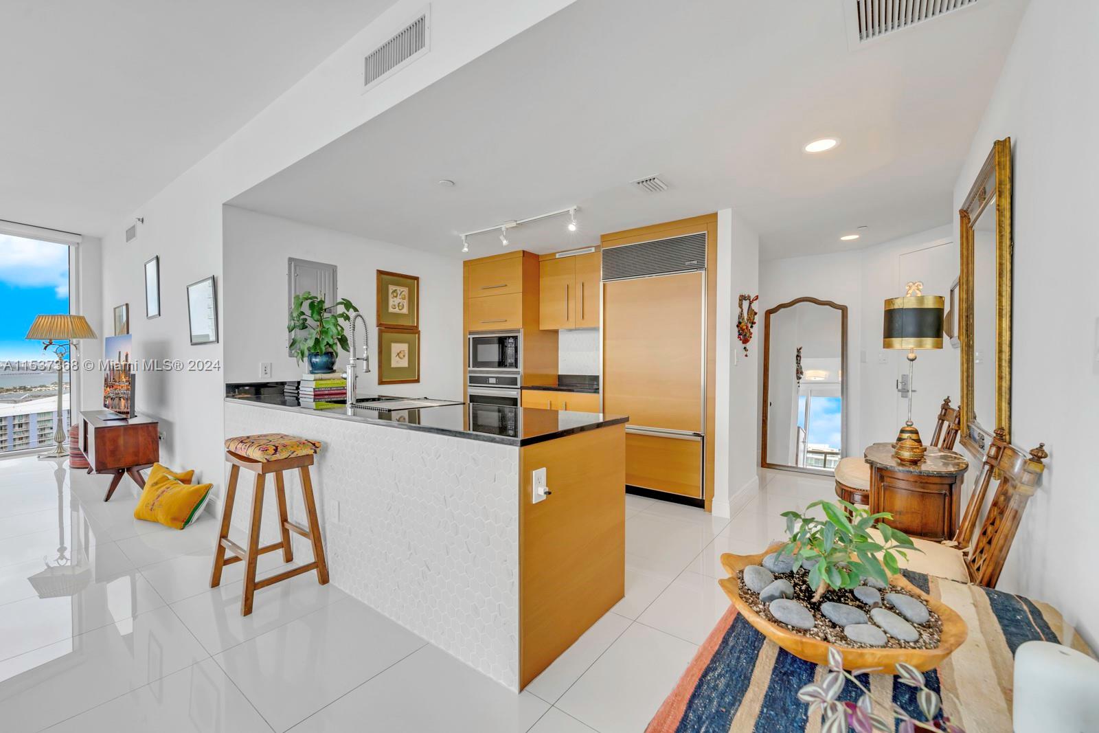 465 Brickell Ave 5002, Miami, Florida 33131, 2 Bedrooms Bedrooms, ,2 BathroomsBathrooms,Residentiallease,For Rent,465 Brickell Ave 5002,A11537368