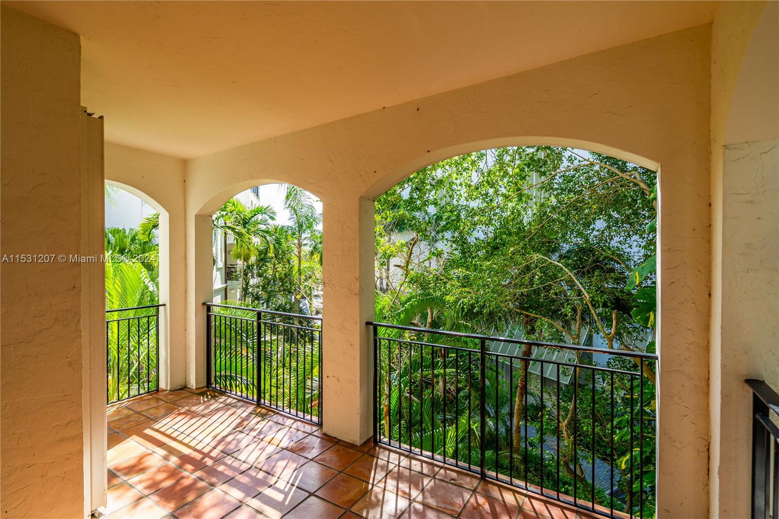 3900 Island Blvd, Aventura, FL, 33160 United States, 3 Bedrooms Bedrooms, ,3 BathroomsBathrooms,Residential,For Sale,Island Blvd,A11531207