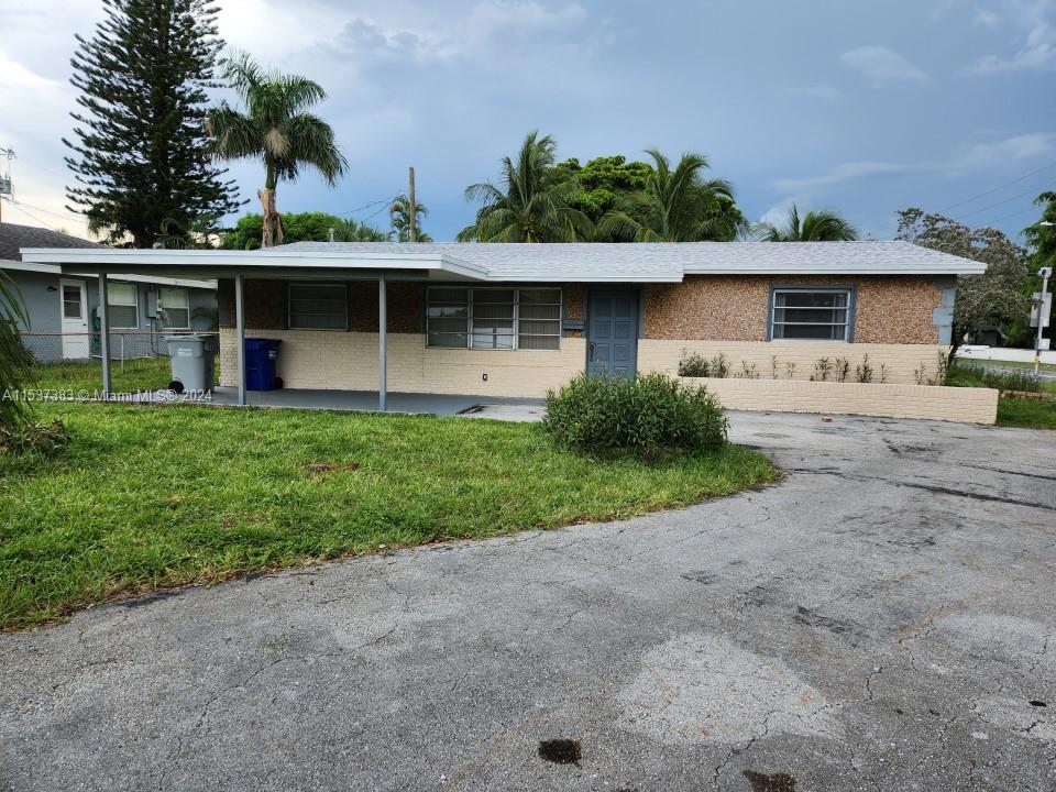 1220 NE 8th St, Pompano Beach, FL 33060