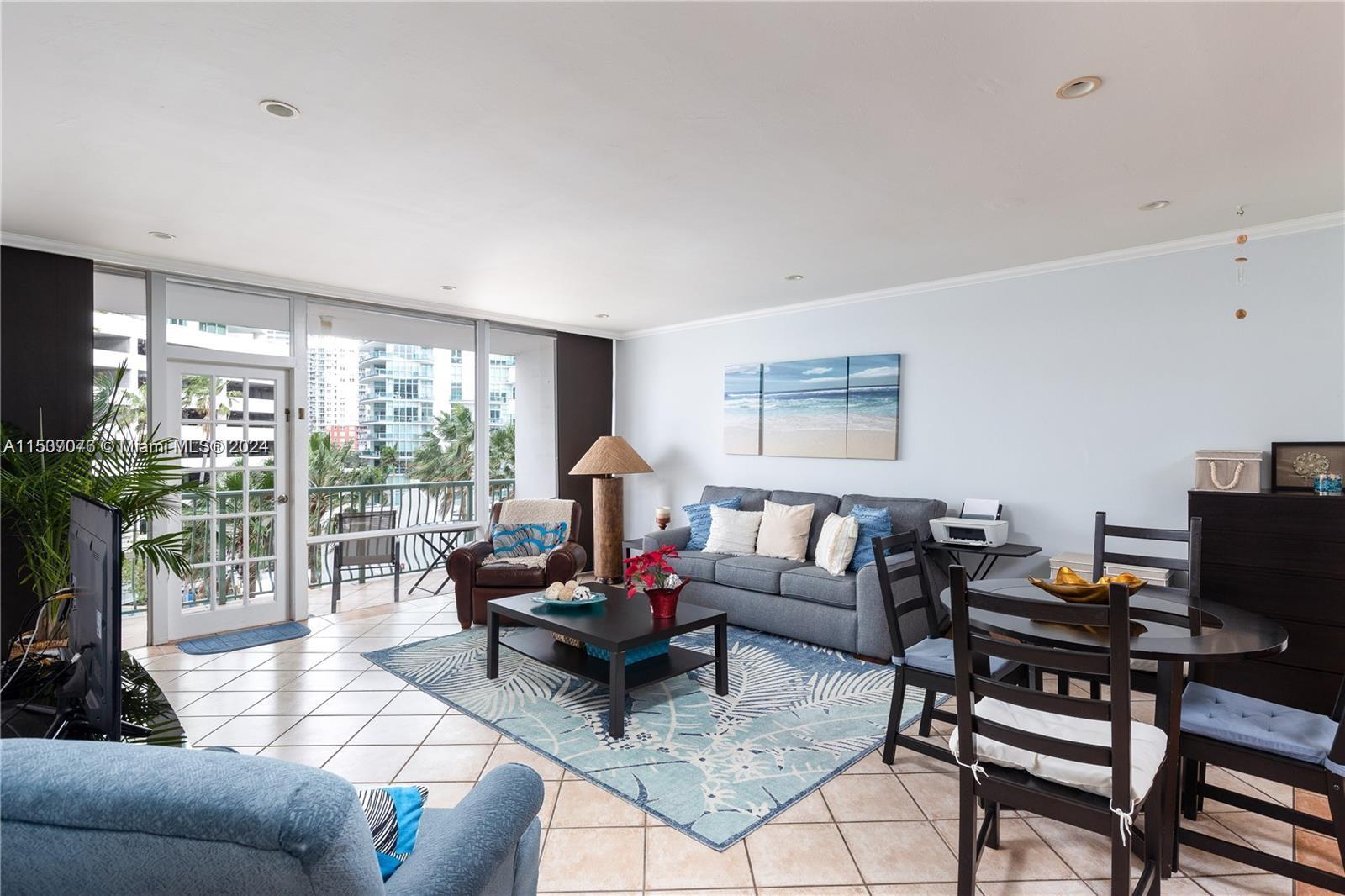 1408 Brickell Bay Dr 517, Miami, Florida 33131, 1 Bedroom Bedrooms, ,1 BathroomBathrooms,Residential,For Sale,1408 Brickell Bay Dr 517,A11537076