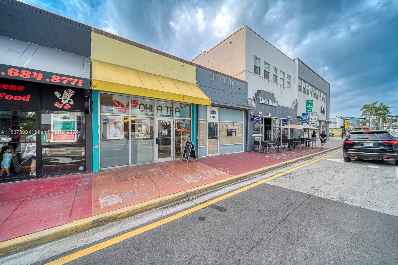 Bobba Tea Restaurant & Cafe For Sale on Collin, Miami Beach, Florida 33141, ,Businessopportunity,For Sale,Bobba Tea Restaurant & Cafe For Sale on Collin,A11537399