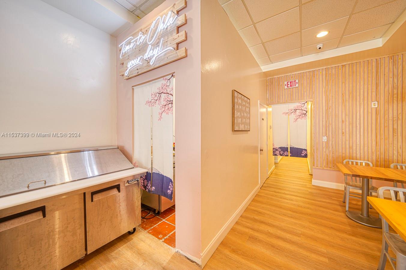 Bobba Tea Restaurant & Cafe For Sale on Collin, Miami Beach, Florida 33141, ,Businessopportunity,For Sale,Bobba Tea Restaurant & Cafe For Sale on Collin,A11537399