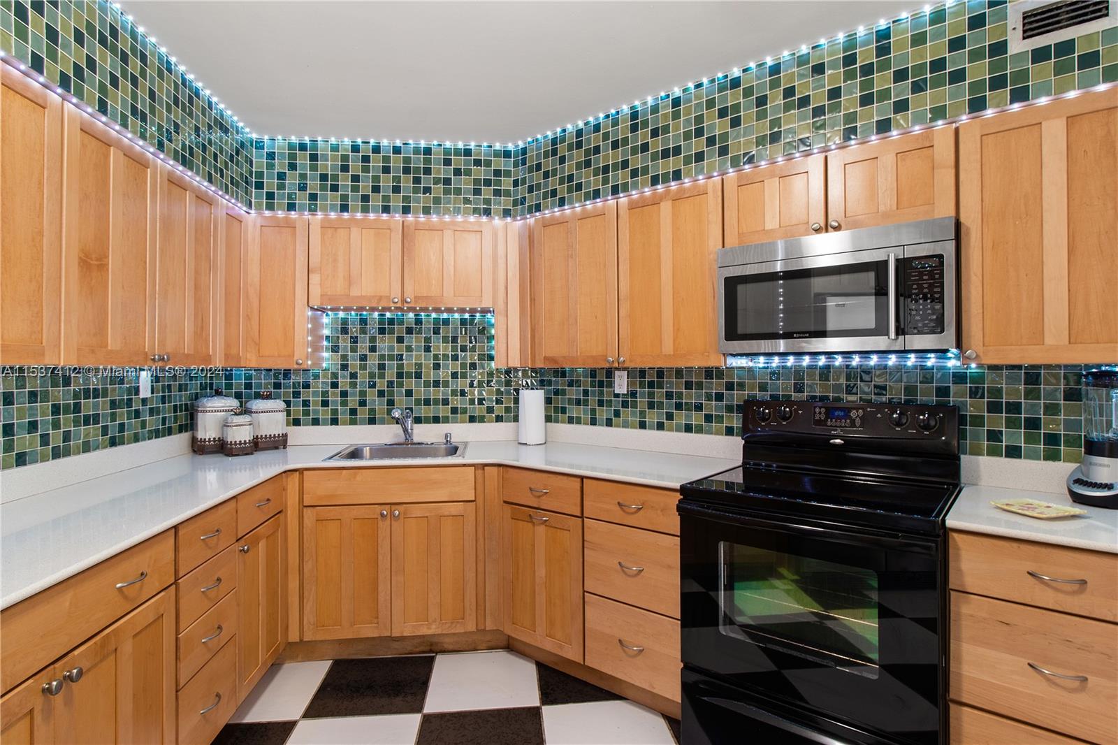 5151 Collins Ave 324, Miami Beach, Florida 33140, 2 Bedrooms Bedrooms, ,2 BathroomsBathrooms,Residential,For Sale,5151 Collins Ave 324,A11537412