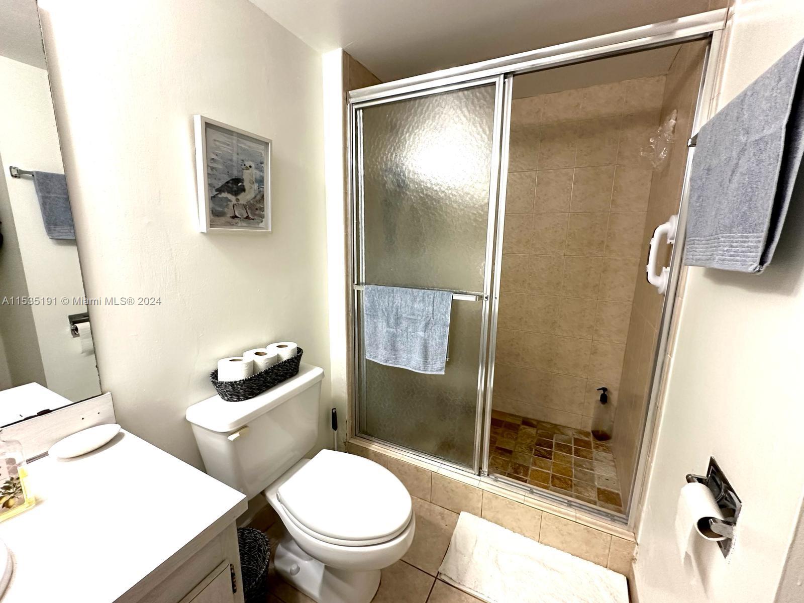 20500 Country Club Dr, Aventura, FL, 33180 United States, 2 Bedrooms Bedrooms, ,2 BathroomsBathrooms,Residential,For Sale,Country Club Dr,A11535191