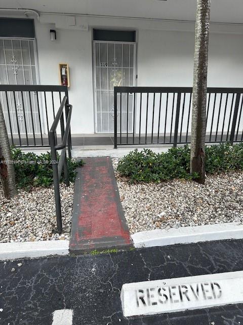 20500 Country Club Dr, Aventura, FL, 33180 United States, 2 Bedrooms Bedrooms, ,2 BathroomsBathrooms,Residential,For Sale,Country Club Dr,A11535191