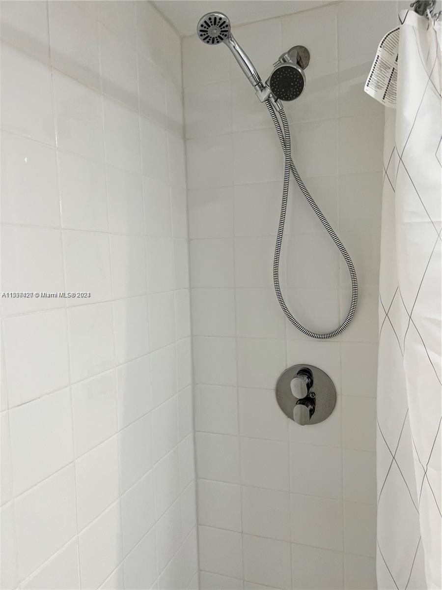 17565 NW 67th Pl I-8, Miami, Florida 33015, 1 Bedroom Bedrooms, ,1 BathroomBathrooms,Residentiallease,For Rent,17565 NW 67th Pl I-8,A11537420