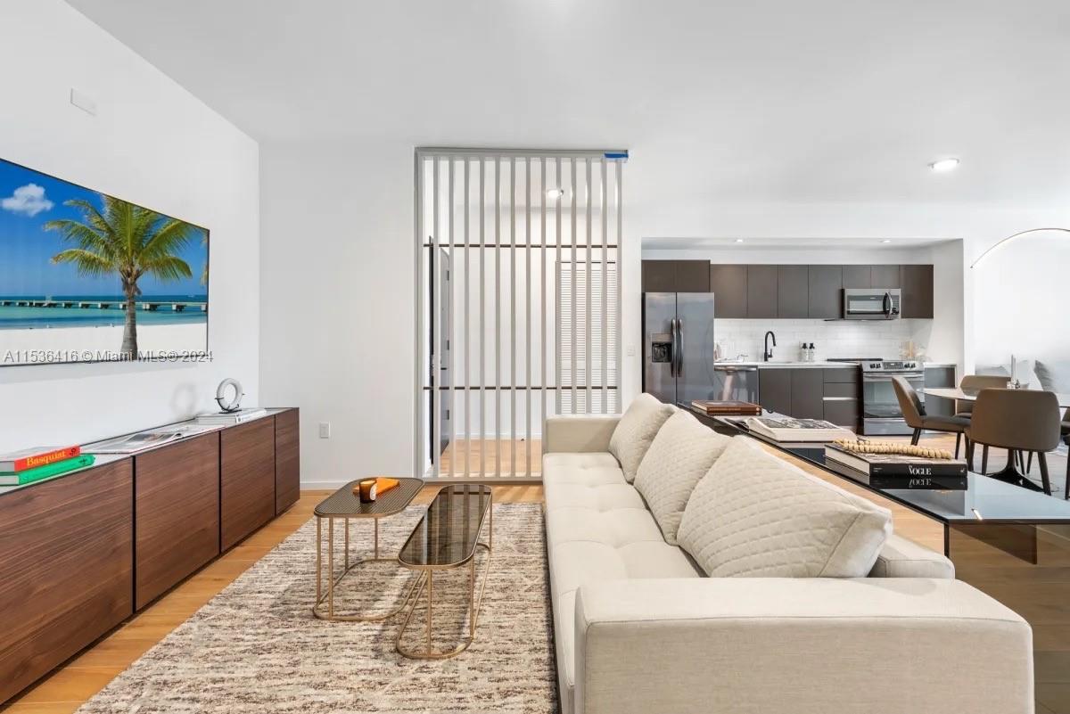 398 NE 5th St 4517, Miami, Florida 33132, 3 Bedrooms Bedrooms, ,3 BathroomsBathrooms,Residentiallease,For Rent,398 NE 5th St 4517,A11536416