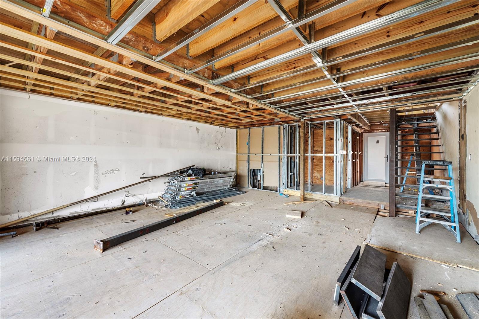 3822 171 St, North Miami Beach, FL, 33160 United States, 9 Bedrooms Bedrooms, ,6 BathroomsBathrooms,Residential,For Sale,171 St,A11534661