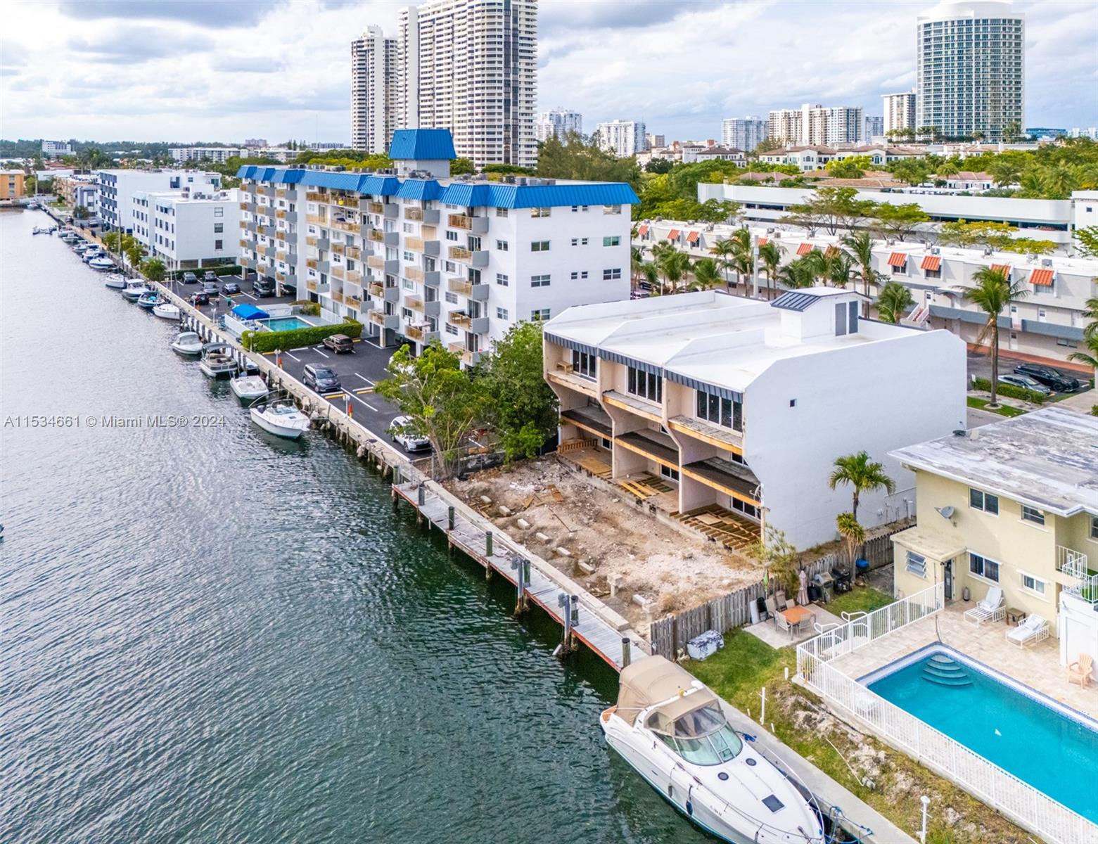 3822 171 St, North Miami Beach, FL, 33160 United States, 9 Bedrooms Bedrooms, ,6 BathroomsBathrooms,Residential,For Sale,171 St,A11534661