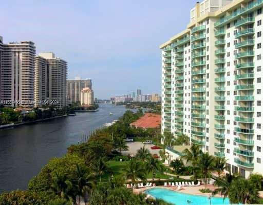 19390  Collins Ave #1423 For Sale A11537436, FL