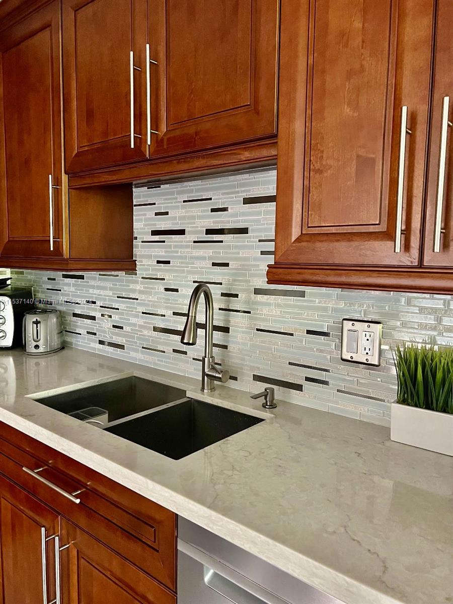 7572 NW 86th Ter 104, Tamarac, Florida 33321, 3 Bedrooms Bedrooms, ,2 BathroomsBathrooms,Residential,For Sale,7572 NW 86th Ter 104,A11537140