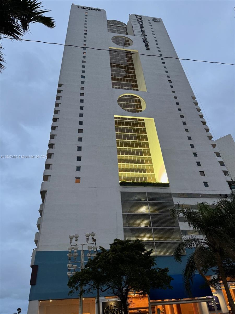 1717 N Bayshore Dr A-1956, Miami, Florida 33132, 3 Bedrooms Bedrooms, ,3 BathroomsBathrooms,Residential,For Sale,1717 N Bayshore Dr A-1956,A11537462