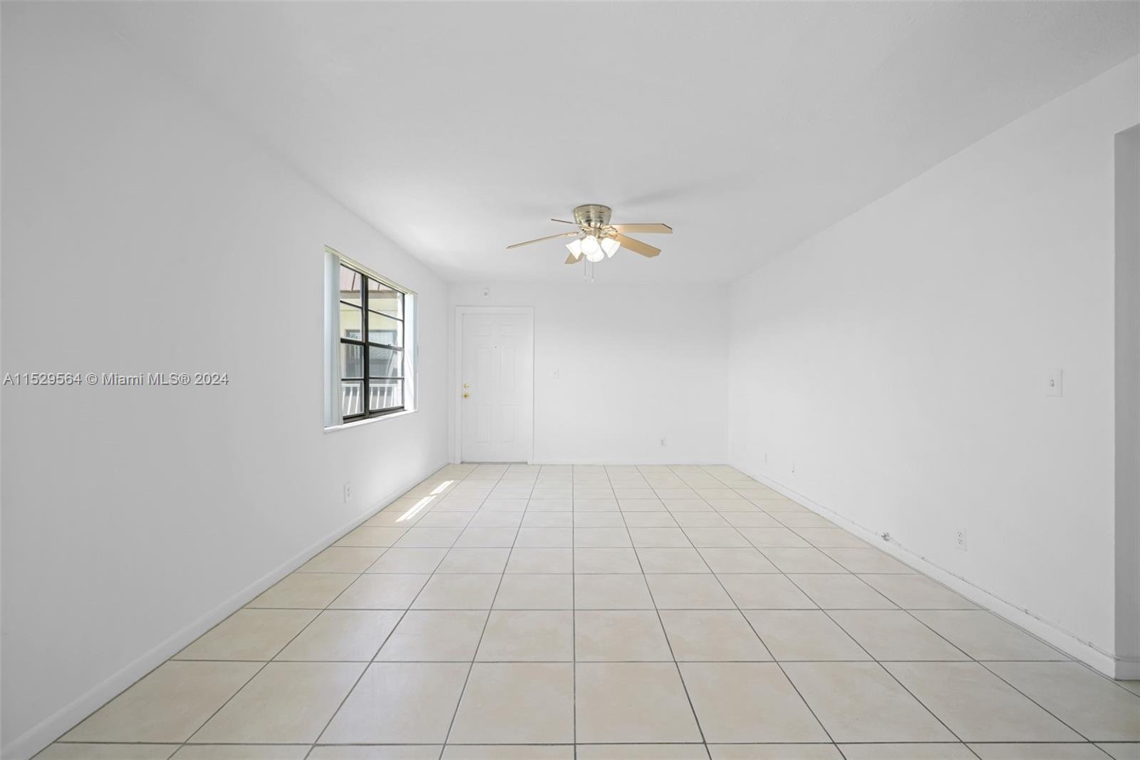 500 NE 2nd St 401, Dania Beach, Florida 33004, 2 Bedrooms Bedrooms, ,2 BathroomsBathrooms,Residentiallease,For Rent,500 NE 2nd St 401,A11529564