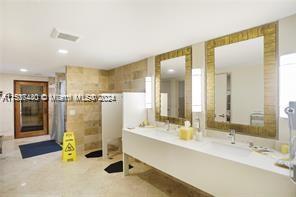 17555 Collins Ave 303, Sunny Isles Beach, Florida 33160, 3 Bedrooms Bedrooms, ,3 BathroomsBathrooms,Residentiallease,For Rent,17555 Collins Ave 303,A11537440