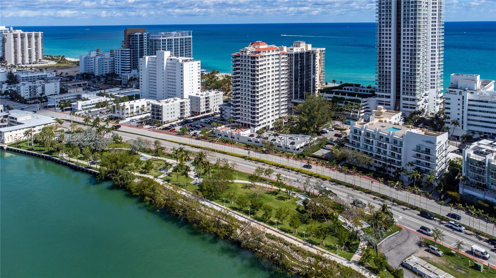 6422 Collins Ave 901, Miami Beach, Florida 33141, 2 Bedrooms Bedrooms, ,2 BathroomsBathrooms,Residential,For Sale,6422 Collins Ave 901,A11537418