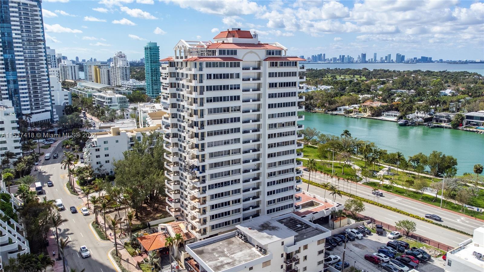 6422 Collins Ave 901, Miami Beach, Florida 33141, 2 Bedrooms Bedrooms, ,2 BathroomsBathrooms,Residential,For Sale,6422 Collins Ave 901,A11537418