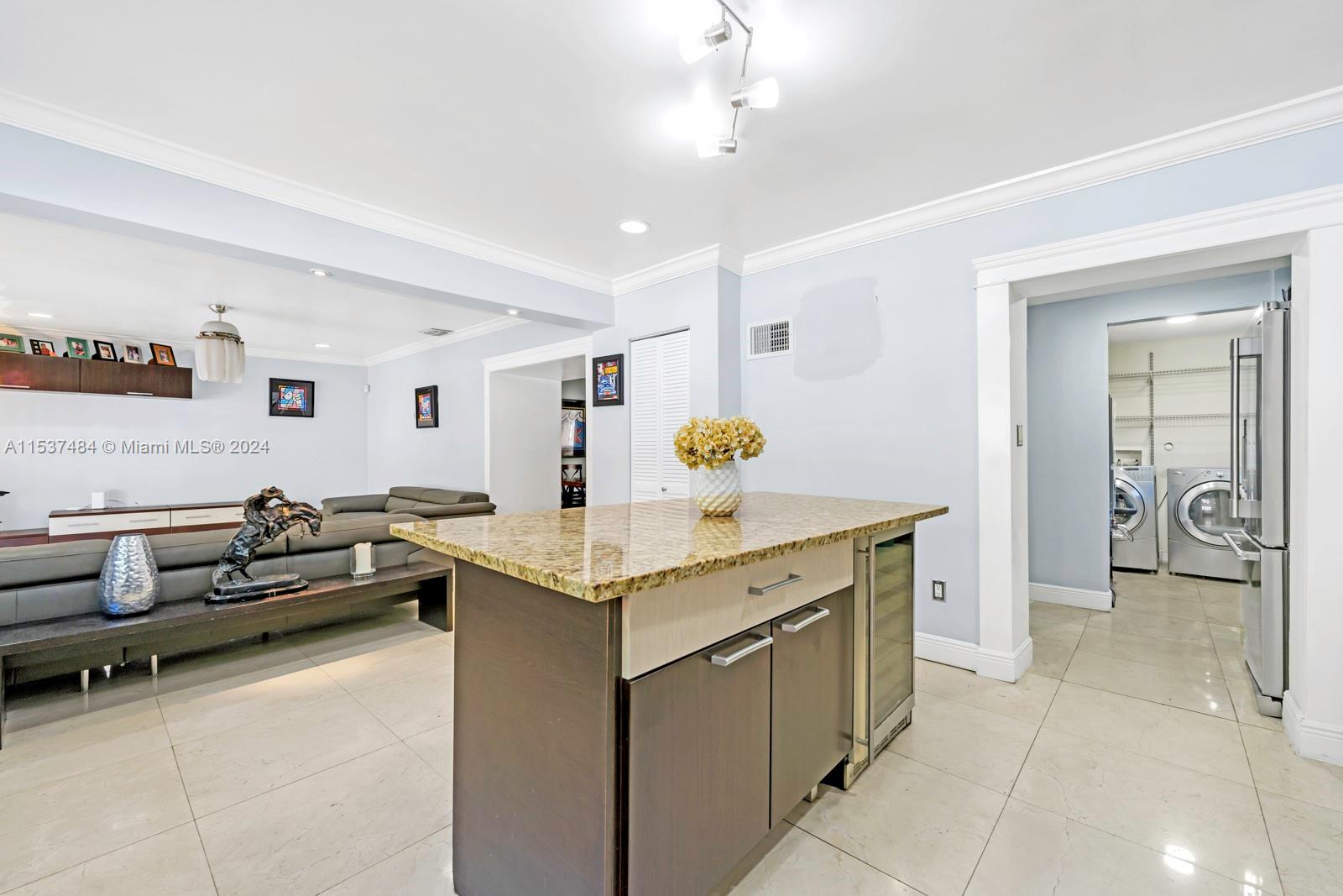 1535 SW 13th St 1535, Miami, Florida 33145, 5 Bedrooms Bedrooms, ,4 BathroomsBathrooms,Residentiallease,For Rent,1535 SW 13th St 1535,A11537484