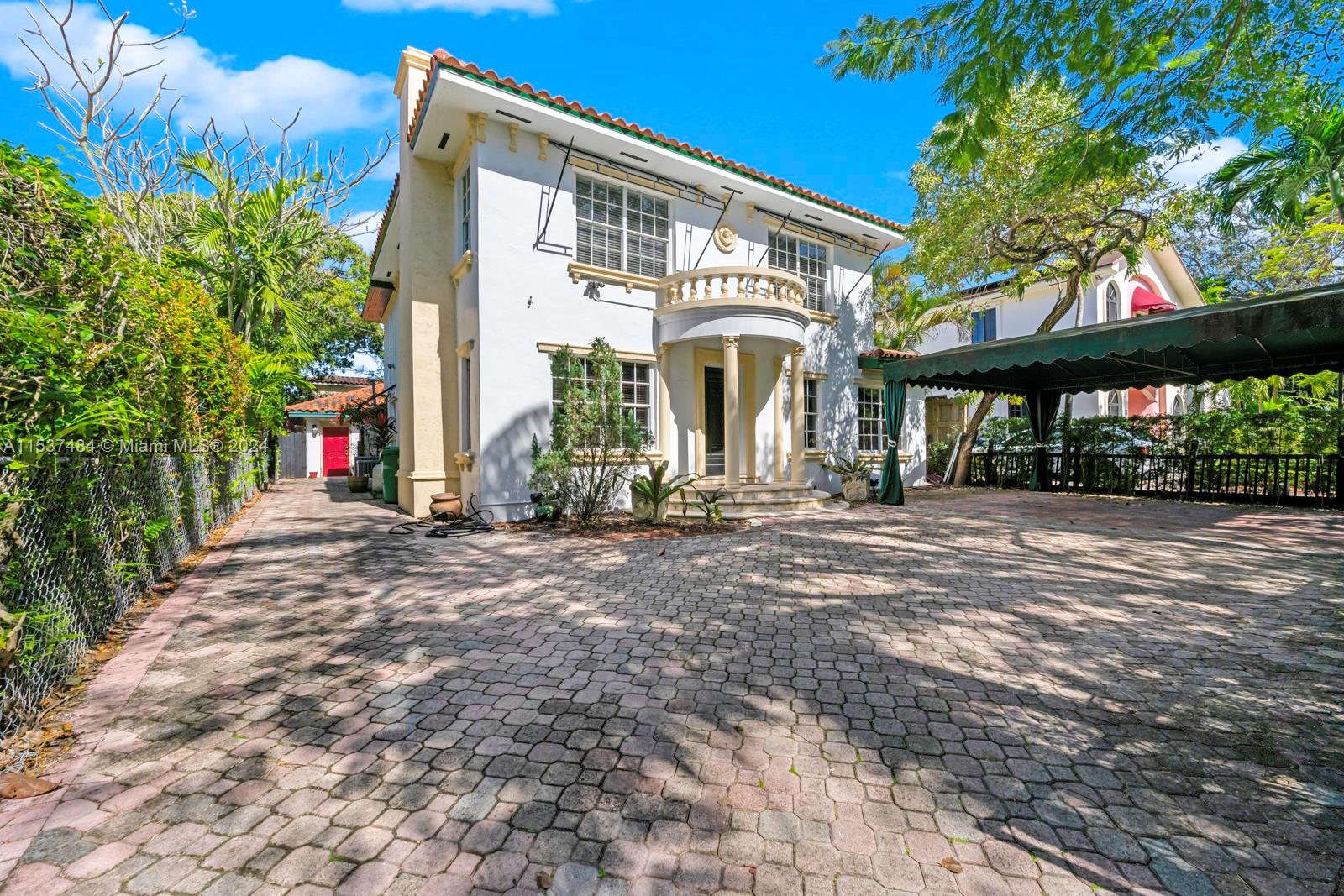 1535 SW 13th St 1535, Miami, Florida 33145, 5 Bedrooms Bedrooms, ,4 BathroomsBathrooms,Residentiallease,For Rent,1535 SW 13th St 1535,A11537484