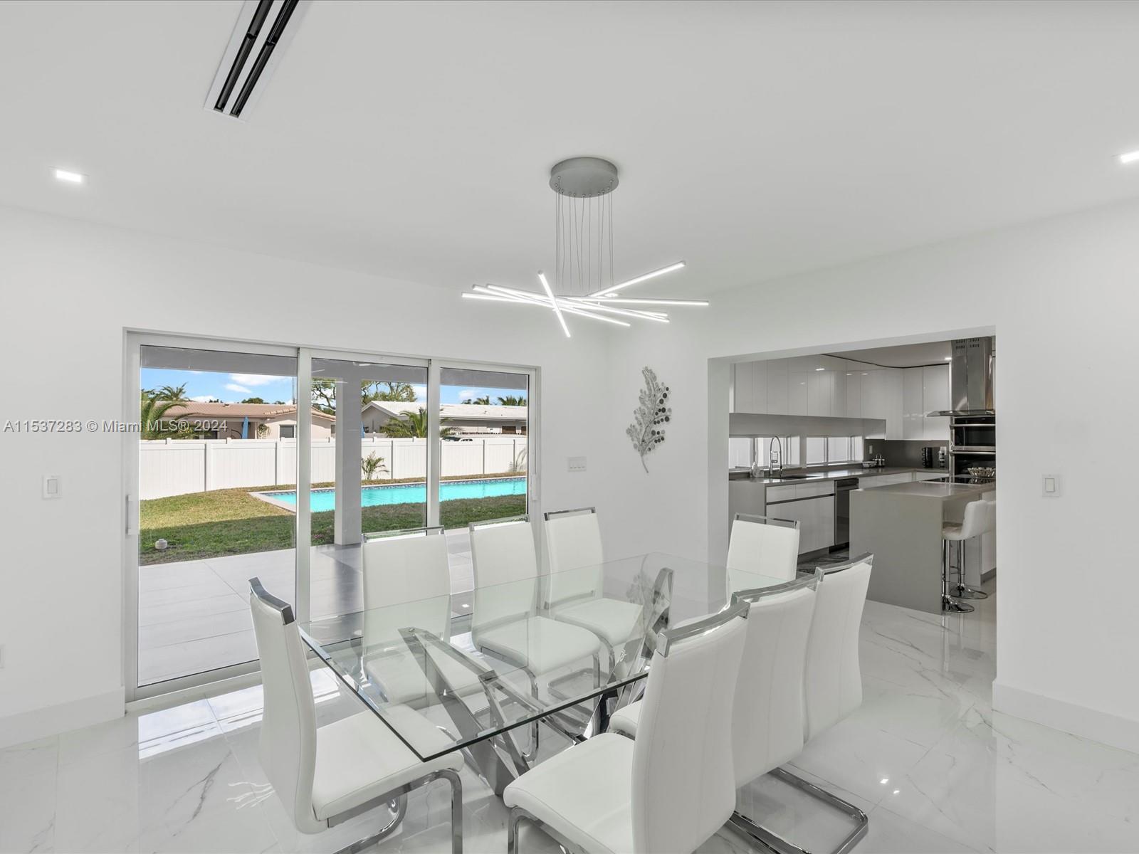 Hollywood, Florida 33021, 4 Bedrooms Bedrooms, ,3 BathroomsBathrooms,Residentiallease,For Rent,A11537283