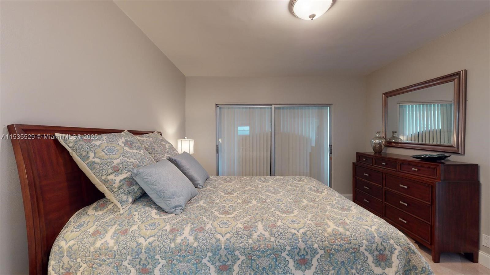 329 SE 3rd St 402P, Hallandale Beach, Florida 33009, 1 Bedroom Bedrooms, ,1 BathroomBathrooms,Residential,For Sale,329 SE 3rd St 402P,A11535529