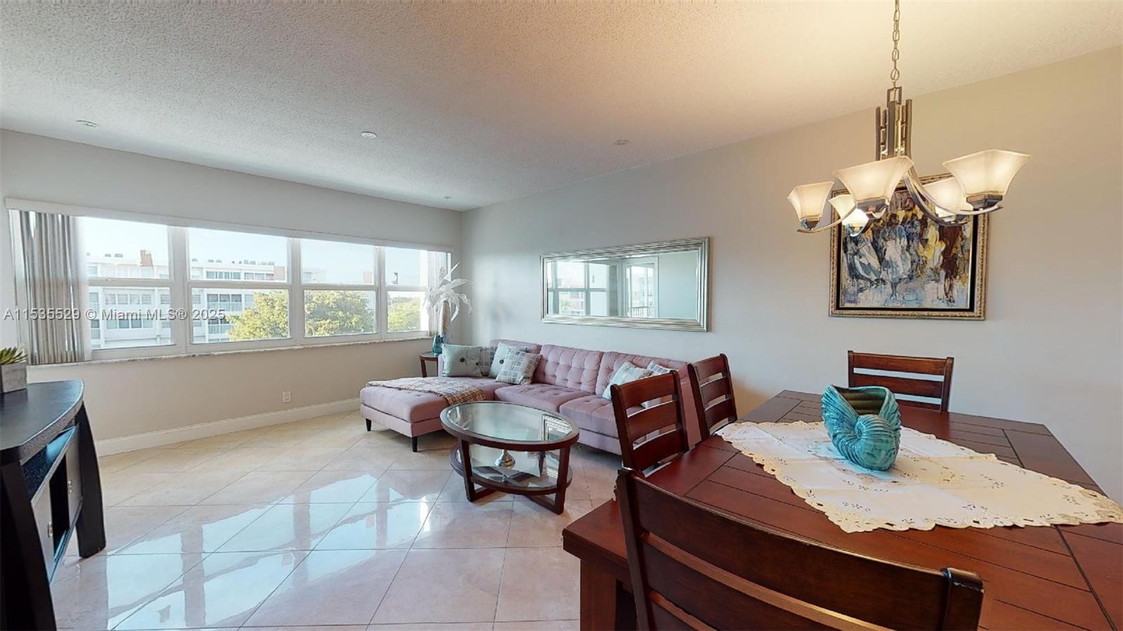 329 SE 3rd St 402P, Hallandale Beach, Florida 33009, 1 Bedroom Bedrooms, ,1 BathroomBathrooms,Residential,For Sale,329 SE 3rd St 402P,A11535529