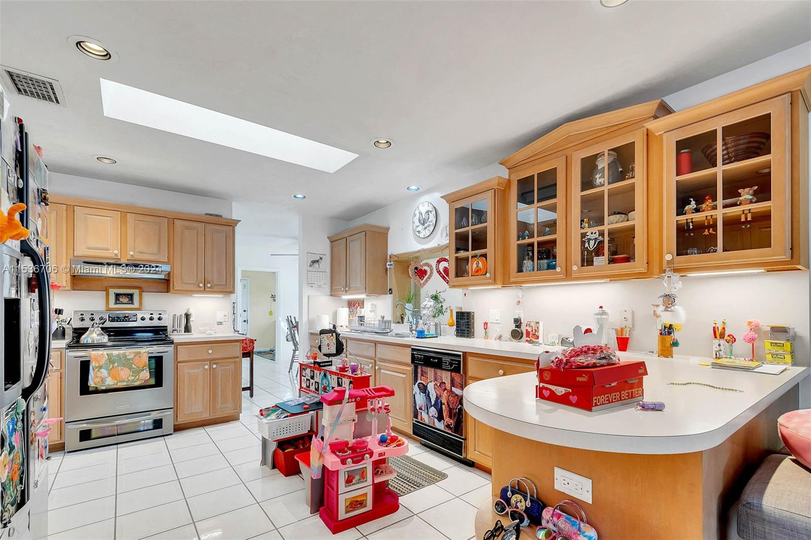 28405 SW 185th Ave, Homestead, Florida 33030, 4 Bedrooms Bedrooms, ,2 BathroomsBathrooms,Residential,For Sale,28405 SW 185th Ave,A11536706