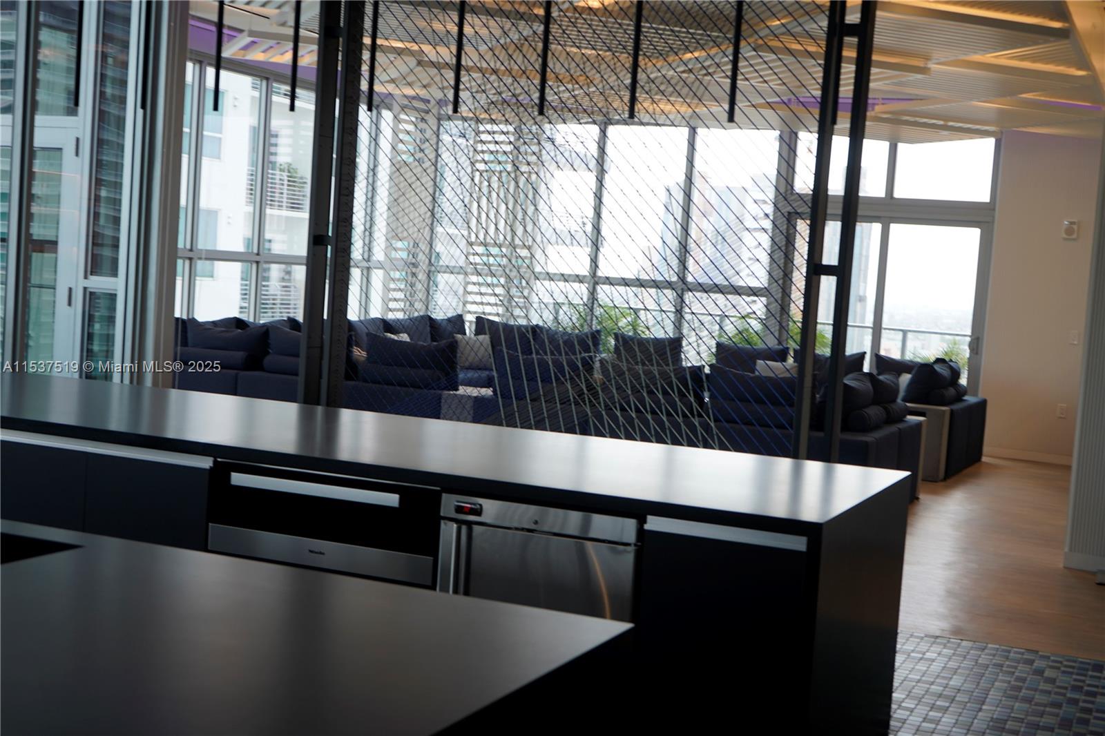 227 NE 2nd St 1901, Miami, Florida 33132, 1 Bedroom Bedrooms, ,1 BathroomBathrooms,Residential,For Sale,227 NE 2nd St 1901,A11537519