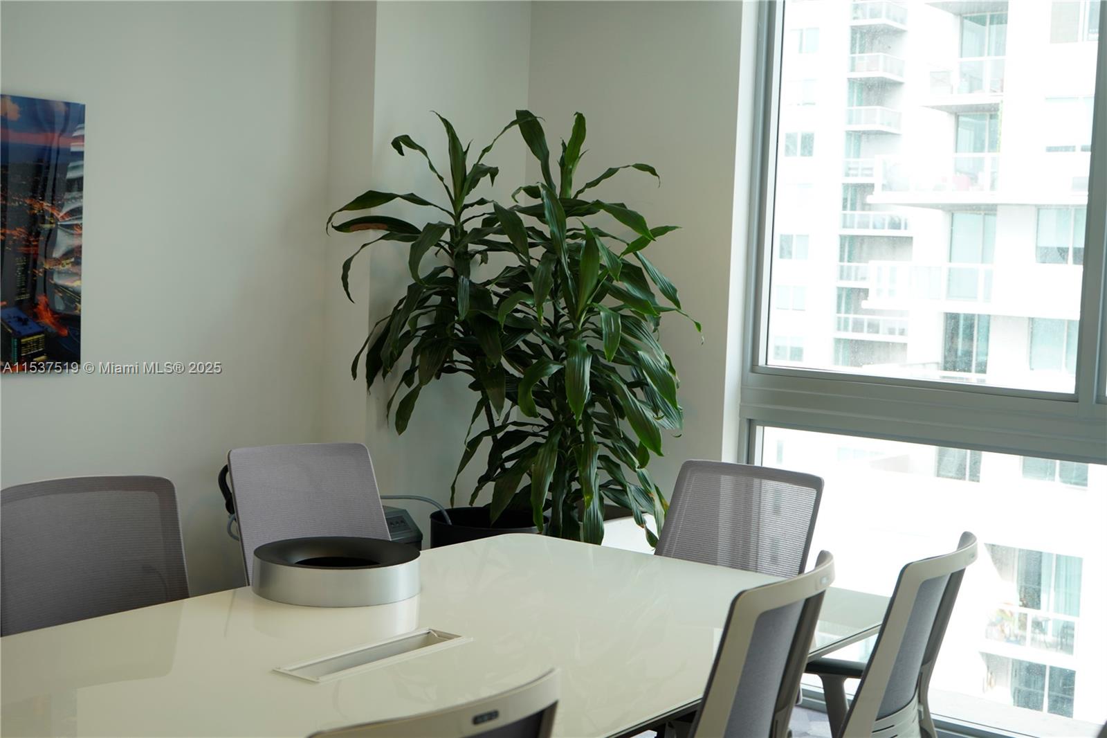 227 NE 2nd St 1901, Miami, Florida 33132, 1 Bedroom Bedrooms, ,1 BathroomBathrooms,Residential,For Sale,227 NE 2nd St 1901,A11537519