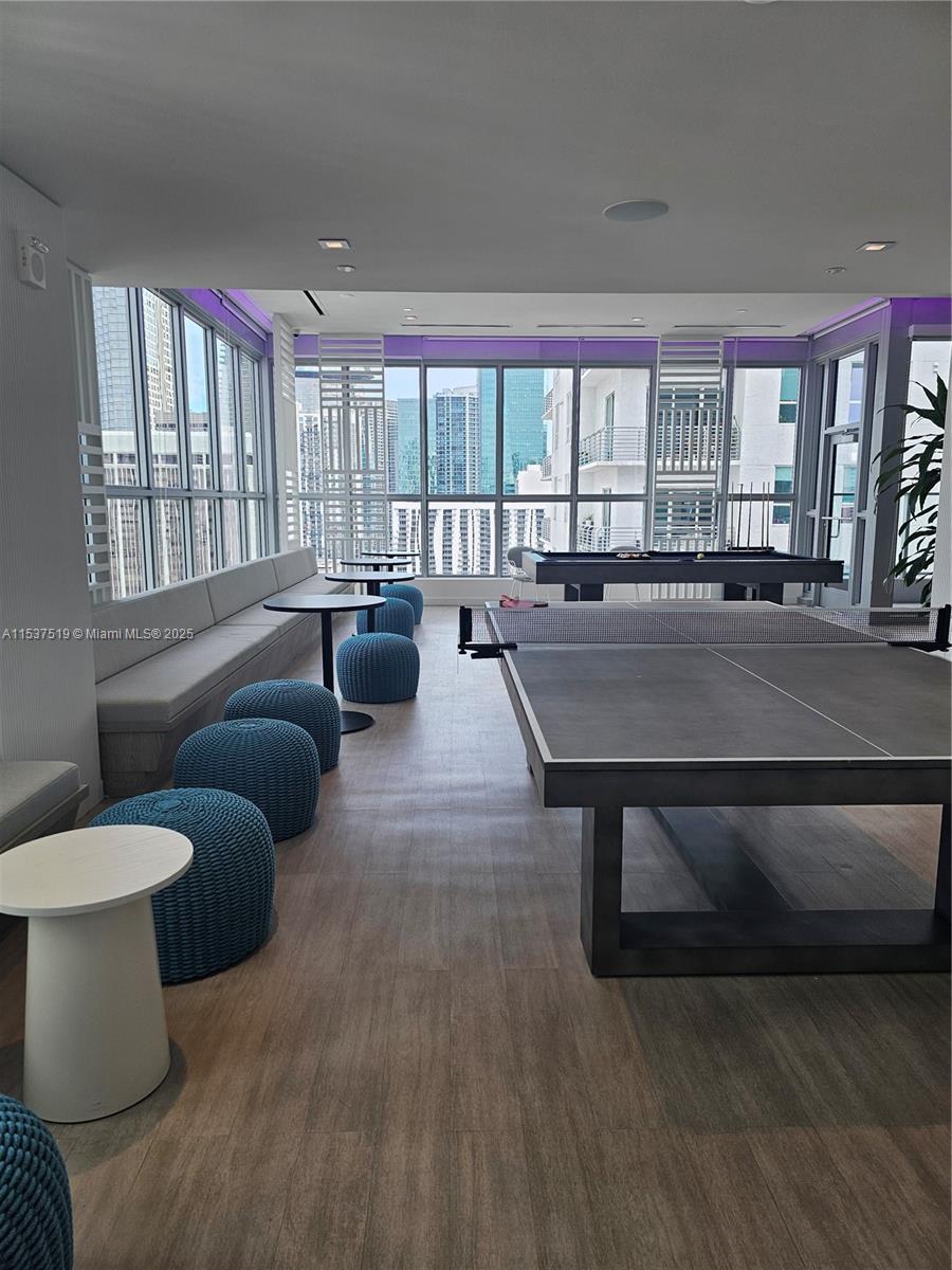 227 NE 2nd St 1901, Miami, Florida 33132, 1 Bedroom Bedrooms, ,1 BathroomBathrooms,Residential,For Sale,227 NE 2nd St 1901,A11537519