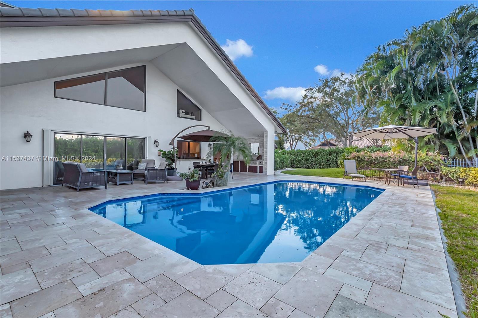 3095 Canterbury Dr, Boca Raton, FL, 33434 United States, 4 Bedrooms Bedrooms, ,4 BathroomsBathrooms,Residential,For Sale,Canterbury Dr,A11537437