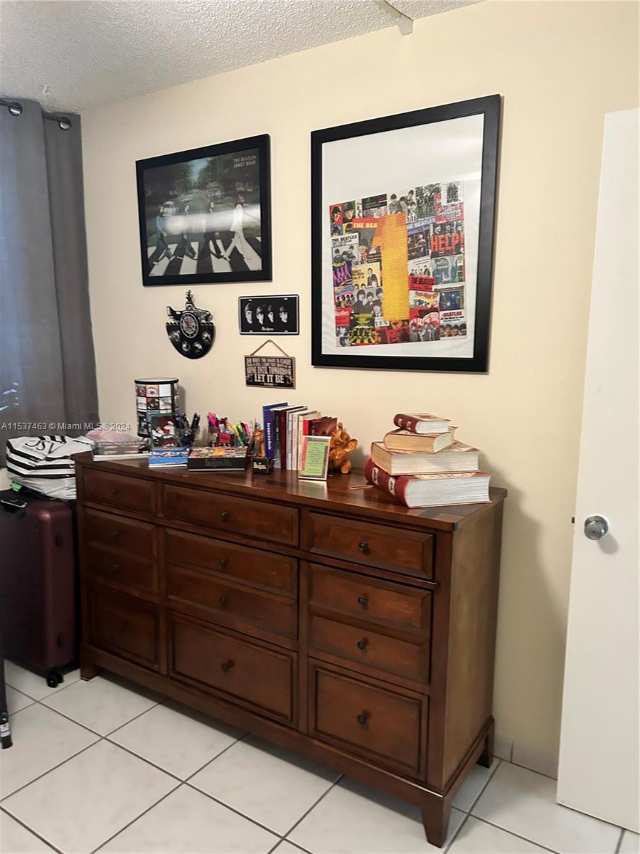 20401 NE 30th Ave 320-8, Aventura, Florida 33180, 3 Bedrooms Bedrooms, ,2 BathroomsBathrooms,Residential,For Sale,20401 NE 30th Ave 320-8,A11537463