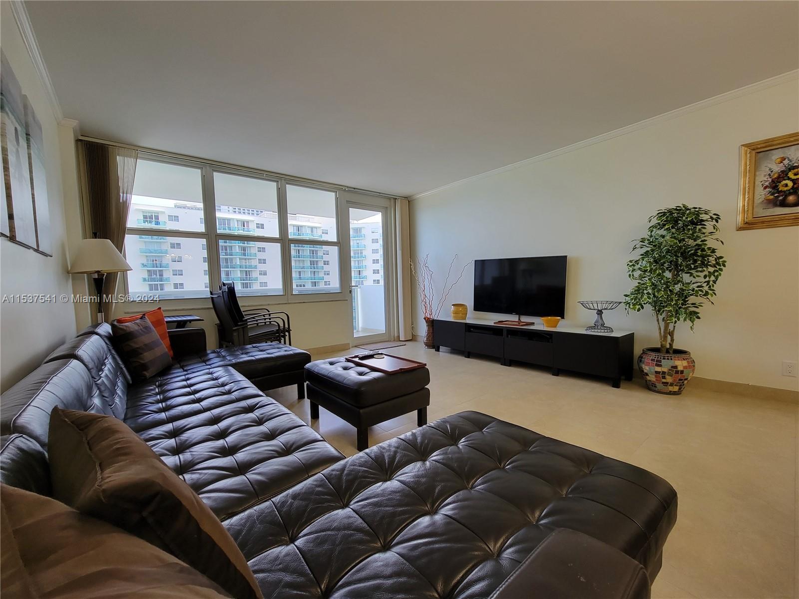 3725 S Ocean Dr 1008, Hollywood, Florida 33019, 2 Bedrooms Bedrooms, ,2 BathroomsBathrooms,Residentiallease,For Rent,3725 S Ocean Dr 1008,A11537541