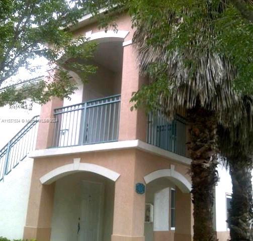 2701 SE 12th Rd 201, Homestead, Florida 33035, 3 Bedrooms Bedrooms, ,2 BathroomsBathrooms,Residentiallease,For Rent,2701 SE 12th Rd 201,A11537534