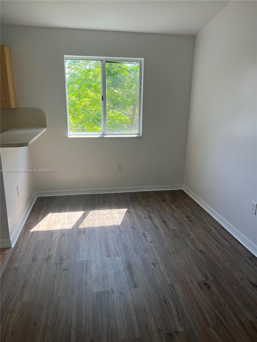 2701 SE 12th Rd 201, Homestead, Florida 33035, 3 Bedrooms Bedrooms, ,2 BathroomsBathrooms,Residentiallease,For Rent,2701 SE 12th Rd 201,A11537534