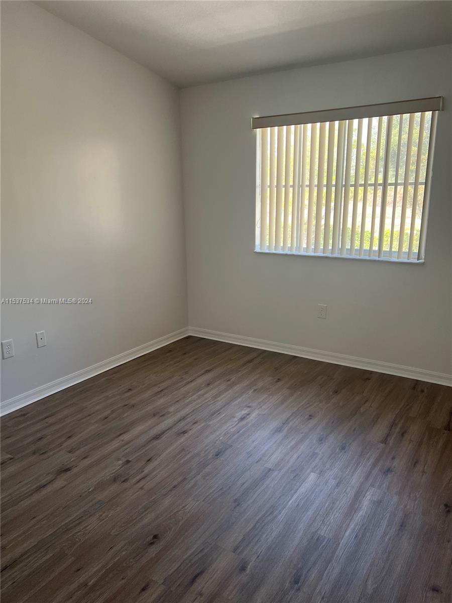 2701 SE 12th Rd 201, Homestead, Florida 33035, 3 Bedrooms Bedrooms, ,2 BathroomsBathrooms,Residentiallease,For Rent,2701 SE 12th Rd 201,A11537534