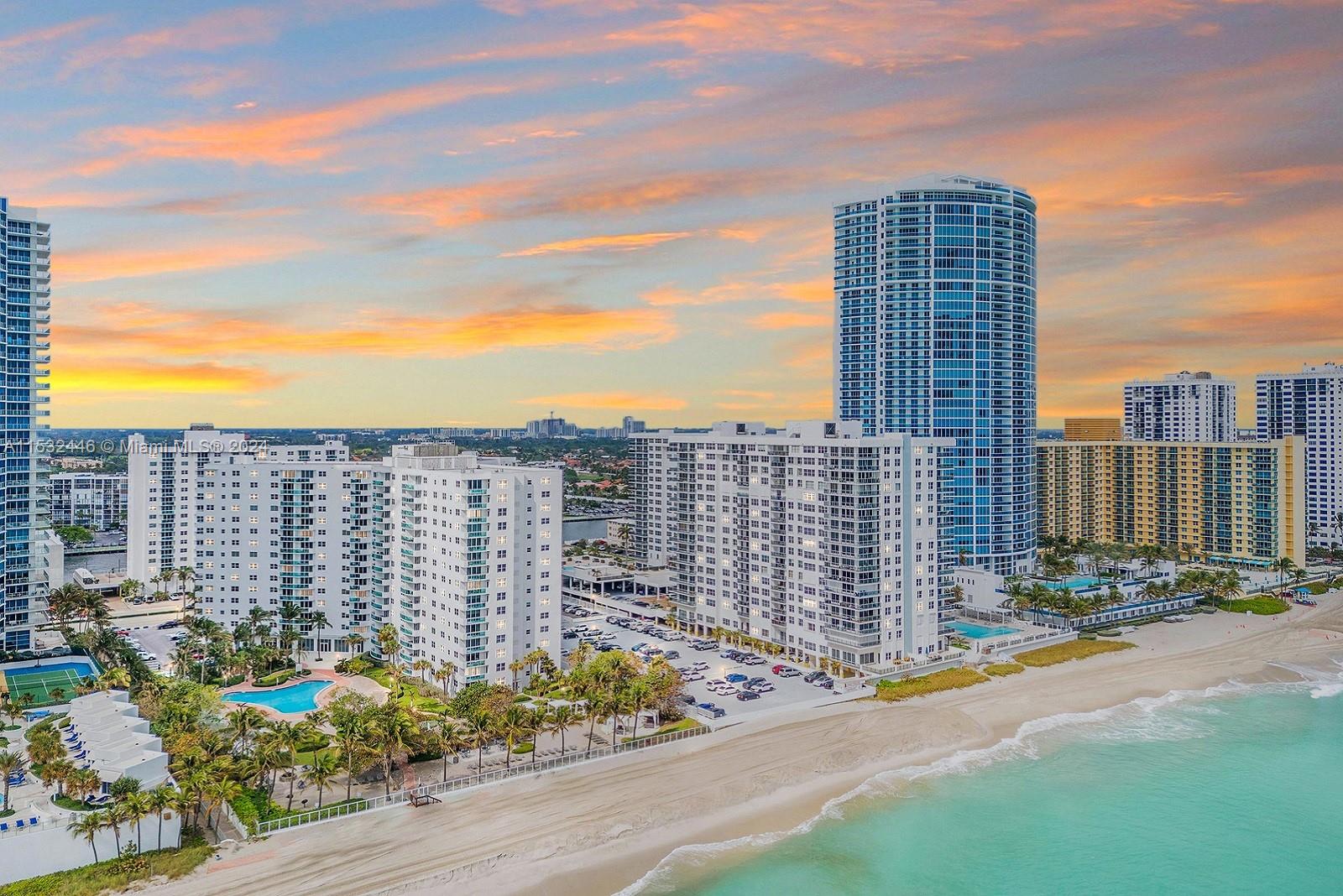 3001 S Ocean Dr 1211, Hollywood, Florida 33019, 2 Bedrooms Bedrooms, ,2 BathroomsBathrooms,Residential,For Sale,3001 S Ocean Dr 1211,A11532446