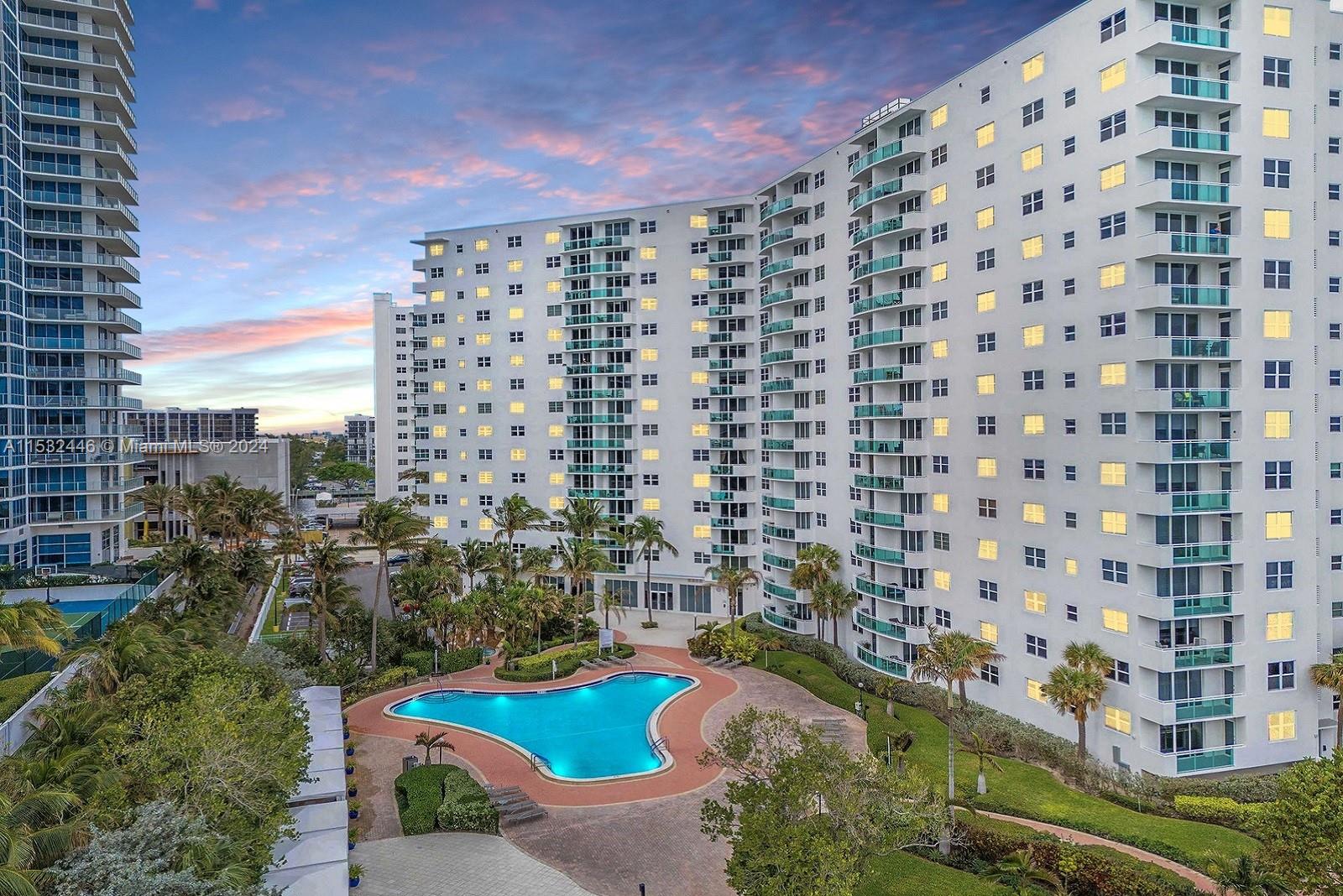 3001 S Ocean Dr 1211, Hollywood, Florida 33019, 2 Bedrooms Bedrooms, ,2 BathroomsBathrooms,Residential,For Sale,3001 S Ocean Dr 1211,A11532446