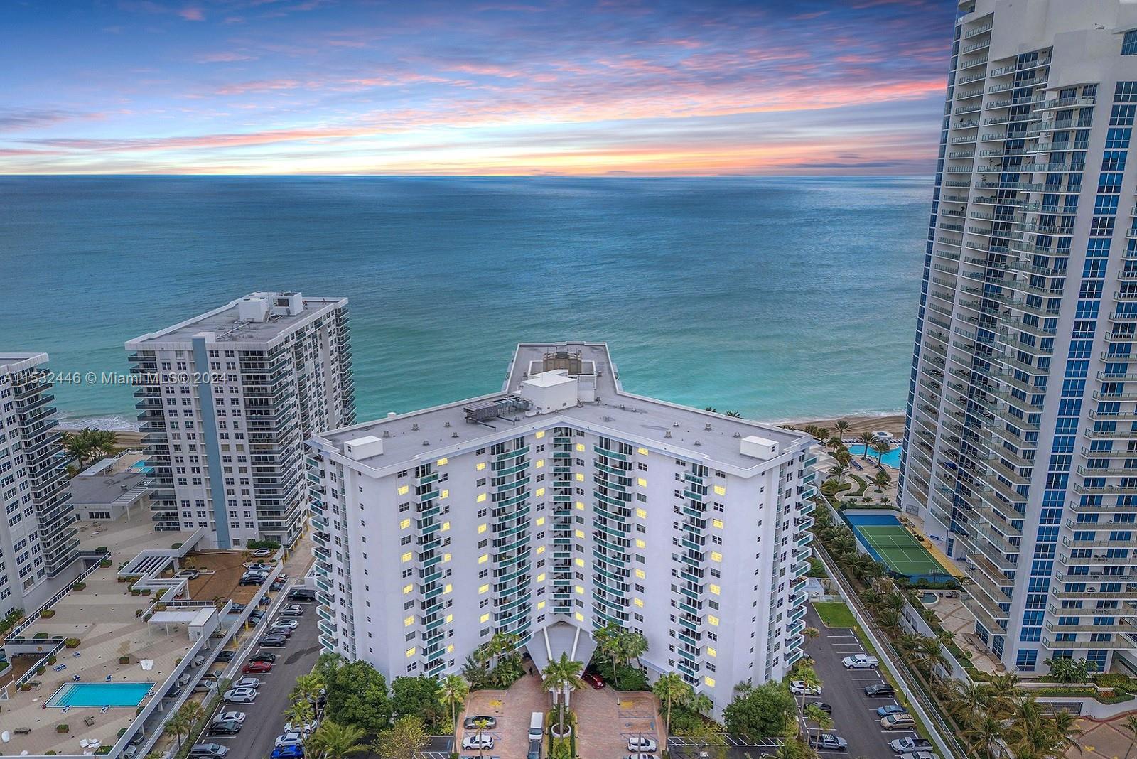 3001 S Ocean Dr 1211, Hollywood, Florida 33019, 2 Bedrooms Bedrooms, ,2 BathroomsBathrooms,Residential,For Sale,3001 S Ocean Dr 1211,A11532446