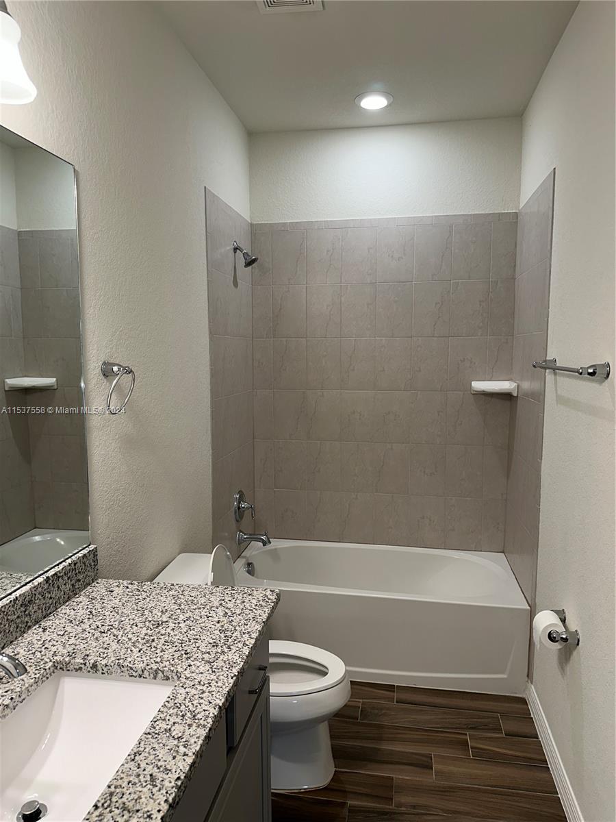 1434 Myrtle Oak Ter, Hollywood, Florida 33021, 3 Bedrooms Bedrooms, ,2 BathroomsBathrooms,Residentiallease,For Rent,1434 Myrtle Oak Ter,A11537558