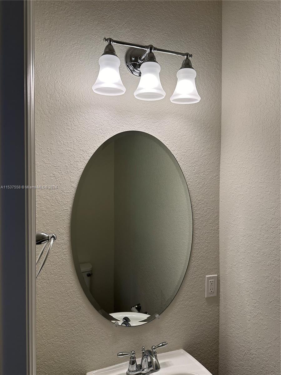 1434 Myrtle Oak Ter, Hollywood, Florida 33021, 3 Bedrooms Bedrooms, ,2 BathroomsBathrooms,Residentiallease,For Rent,1434 Myrtle Oak Ter,A11537558